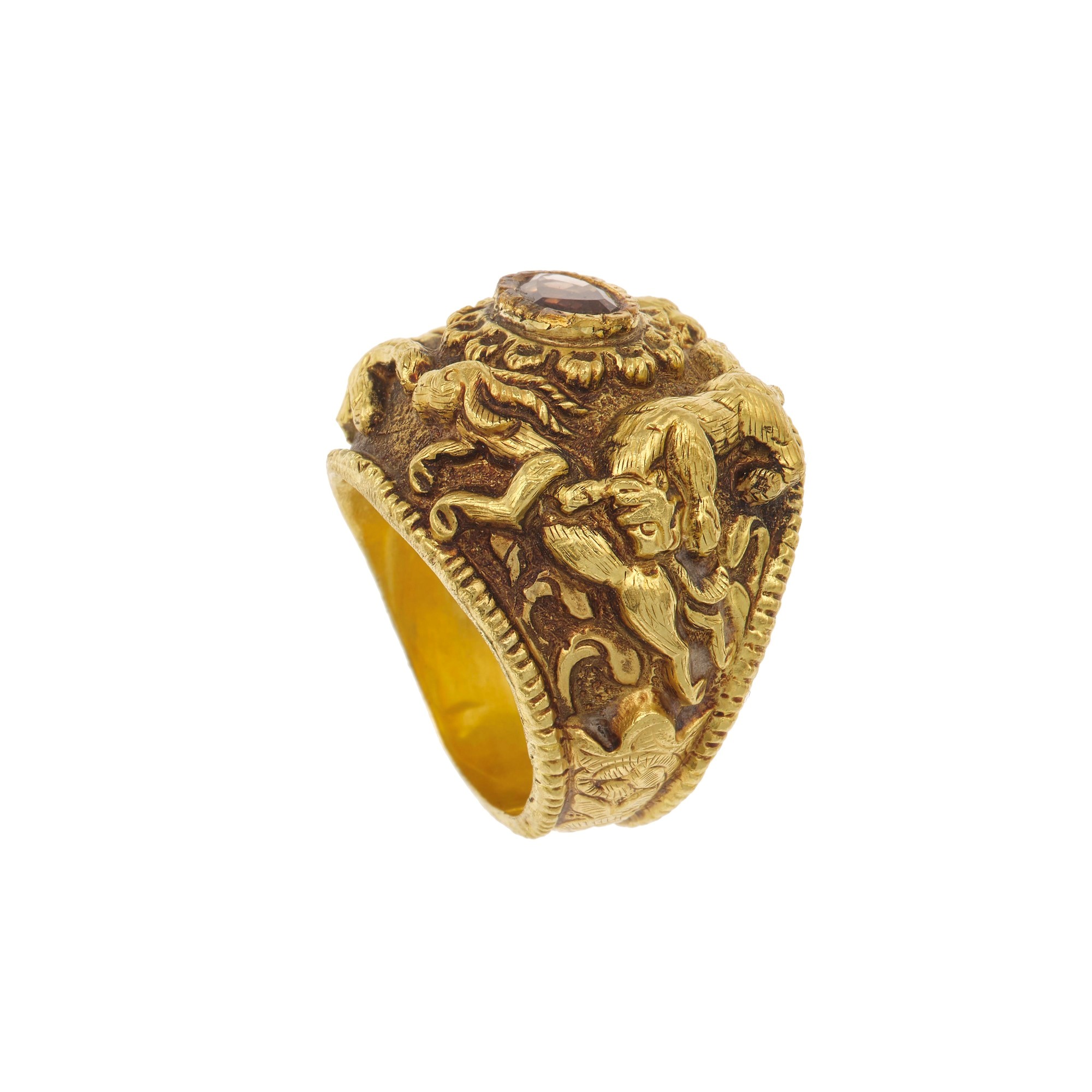 Anello in oro giallo 750/1000 con flat diamond