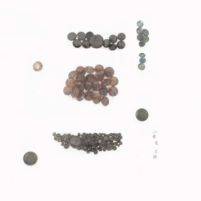 Lotto di diamanti, taglio brillante, colori vari (nero e brown), totale circa 75.00 ct