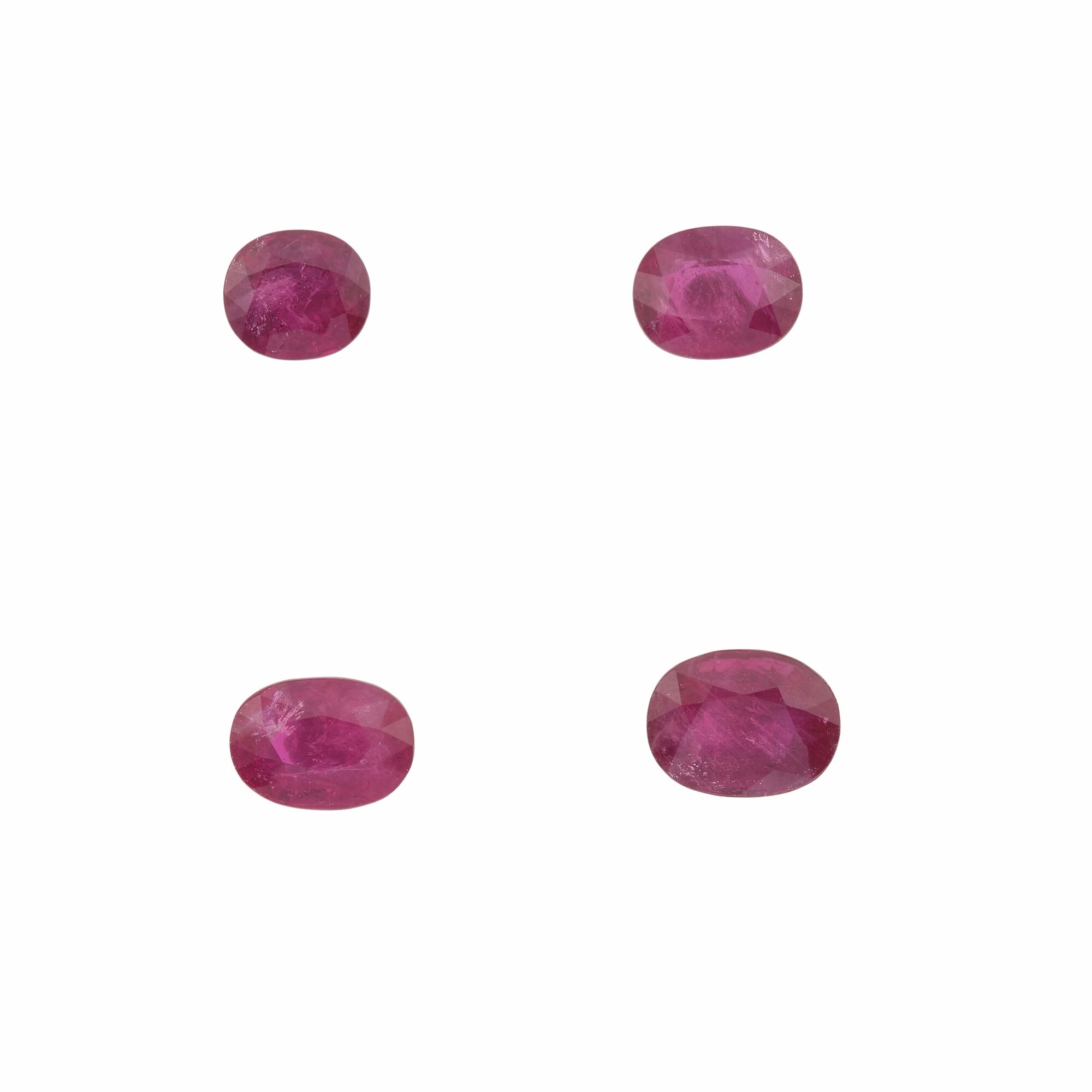 Lotto di rubini, taglio misto e trattamenti vari, totale circa 123,00 ct