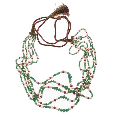 Collana a cinque fili con smeraldi, rubini e piccole perle