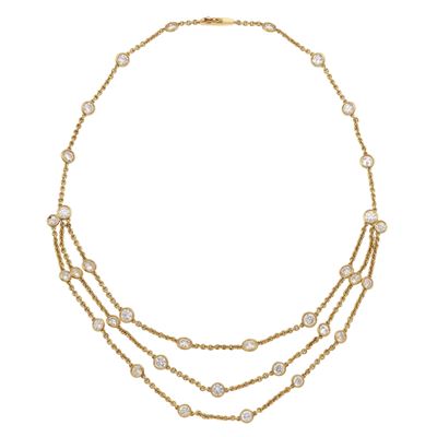 Collana con diamanti, montatura in oro giallo 750/1000