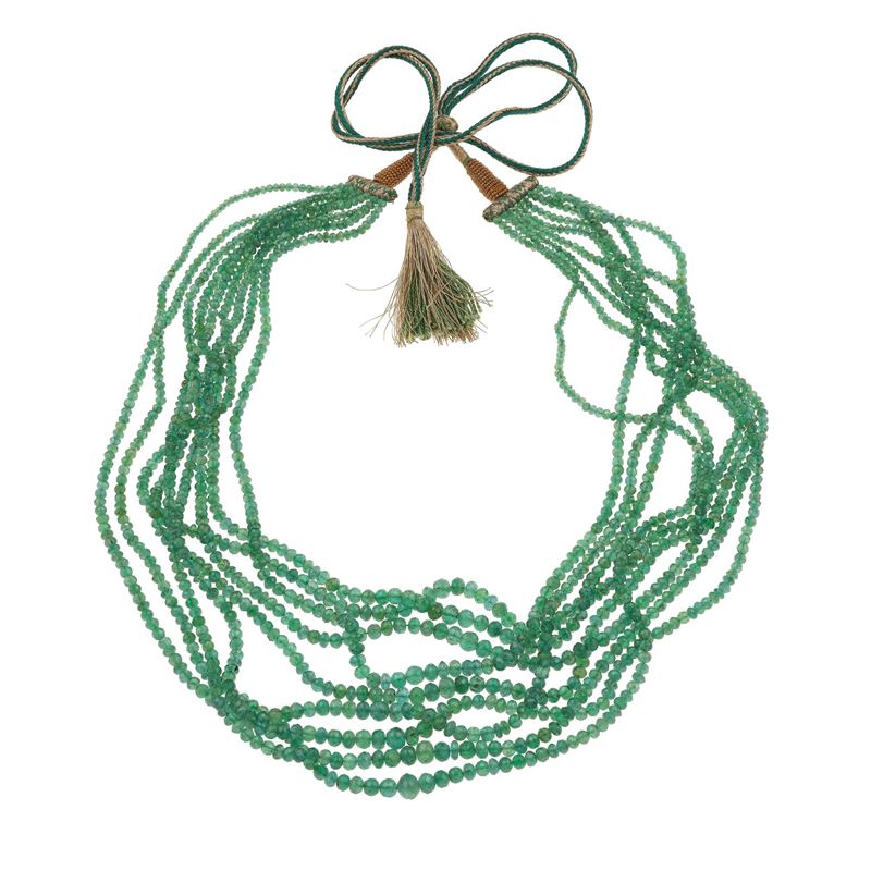 Emerald necklace  - Auction Jewellery, silverware, furnishings, and objets d'art. A charitable bequest. - I - Cambi Casa d'Aste