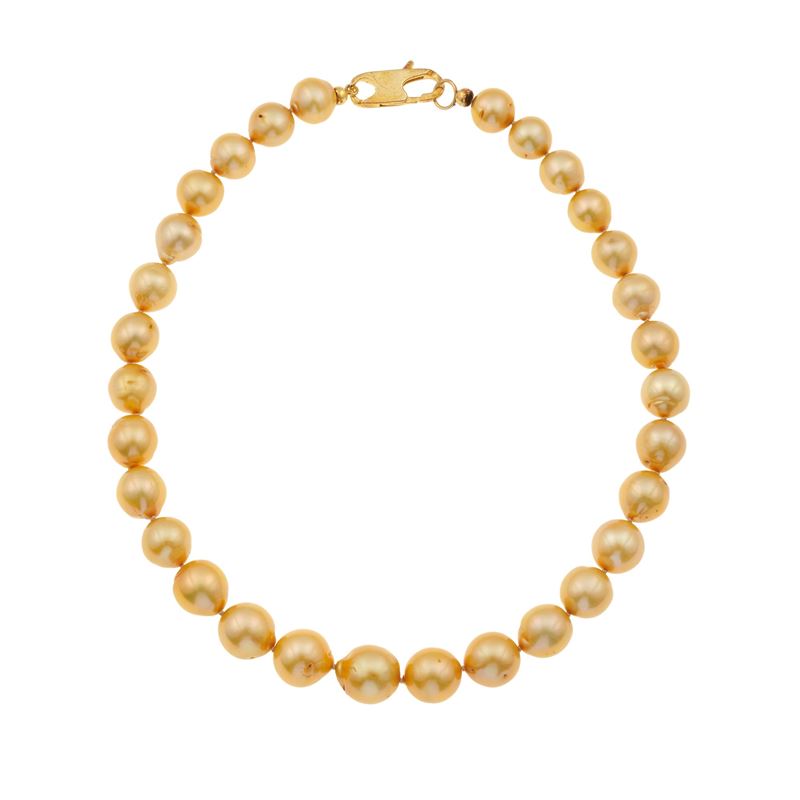 Freshwater pearl and silver necklace  - Auction Jewellery, silverware, furnishings, and objets d'art. A charitable bequest. - I - Cambi Casa d'Aste