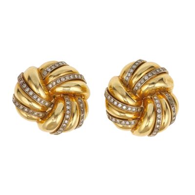 Orecchini a nodo, montatura in oro giallo 750/1000 con piccoli diamanti