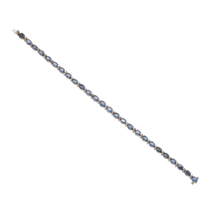 Sapphire, diamond and gold bracelet  - Auction Jewellery, silverware, furnishings, and objets d'art. A charitable bequest. - I - Cambi Casa d'Aste