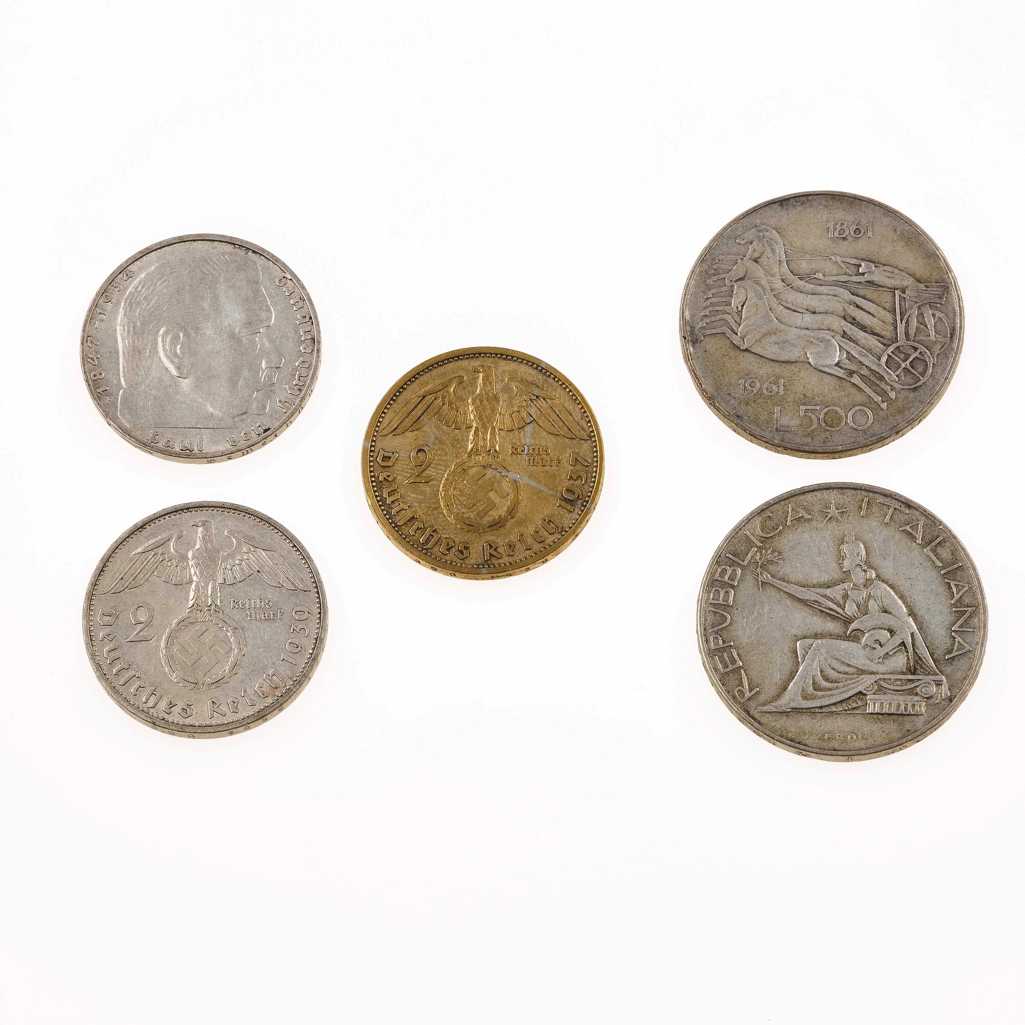Monete varie, metallo fuori corso e 14 monete da 500 lire italiane in argento (titolo 925)