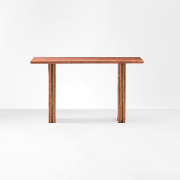Console in marmo rosa. XX secolo