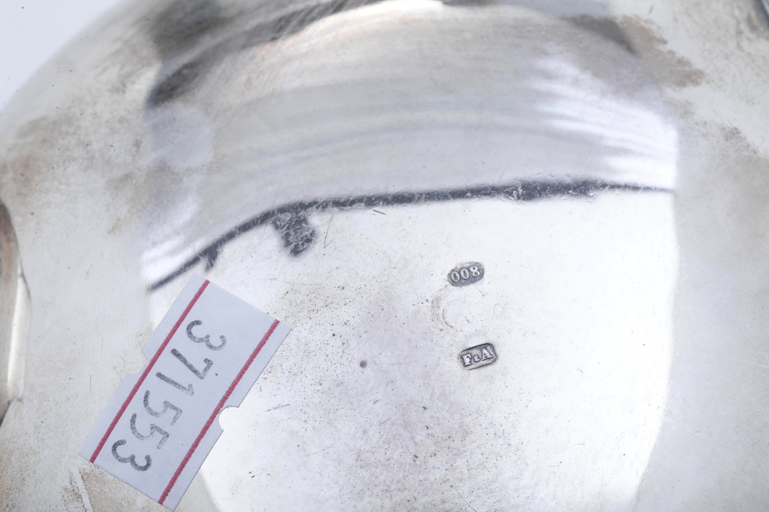 Argenteria italiana ed europea del XX secolo, lotto di arredi da tavola in argento