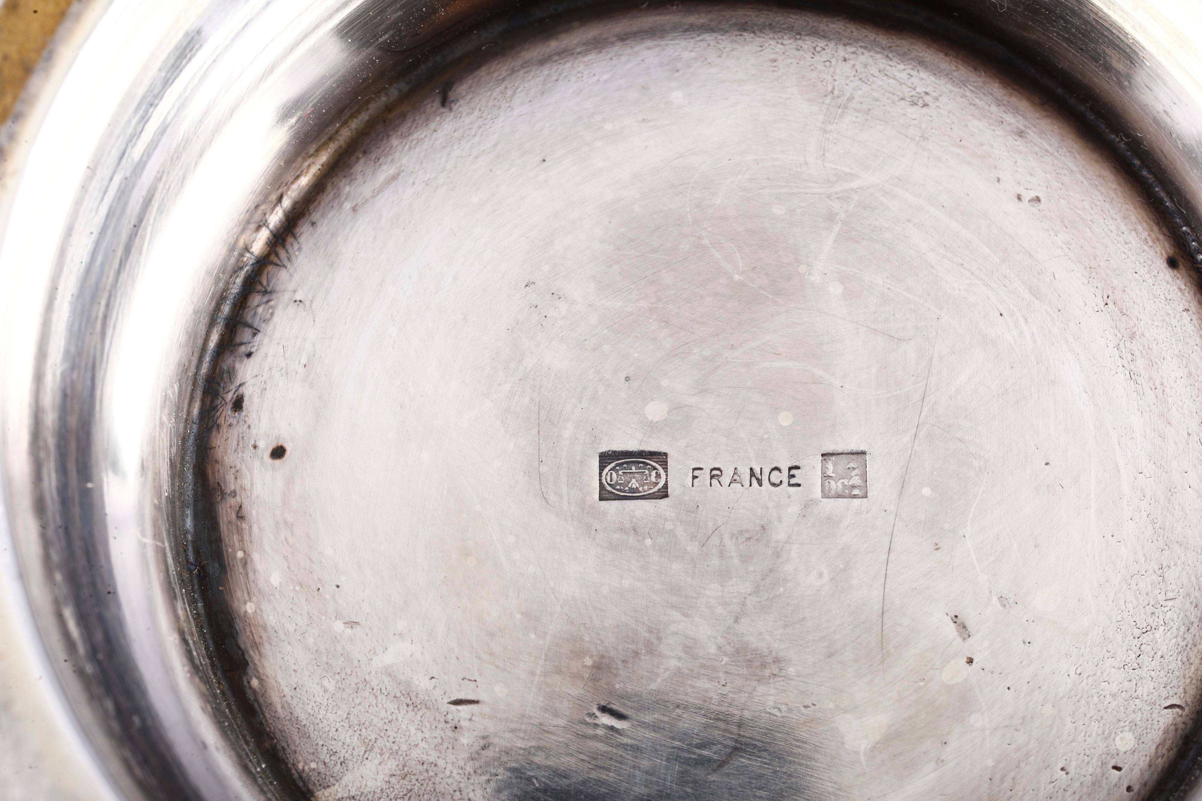 Lotto di teiere, caffettiere, lattiere e thermos in metallo, con cestino silver plated