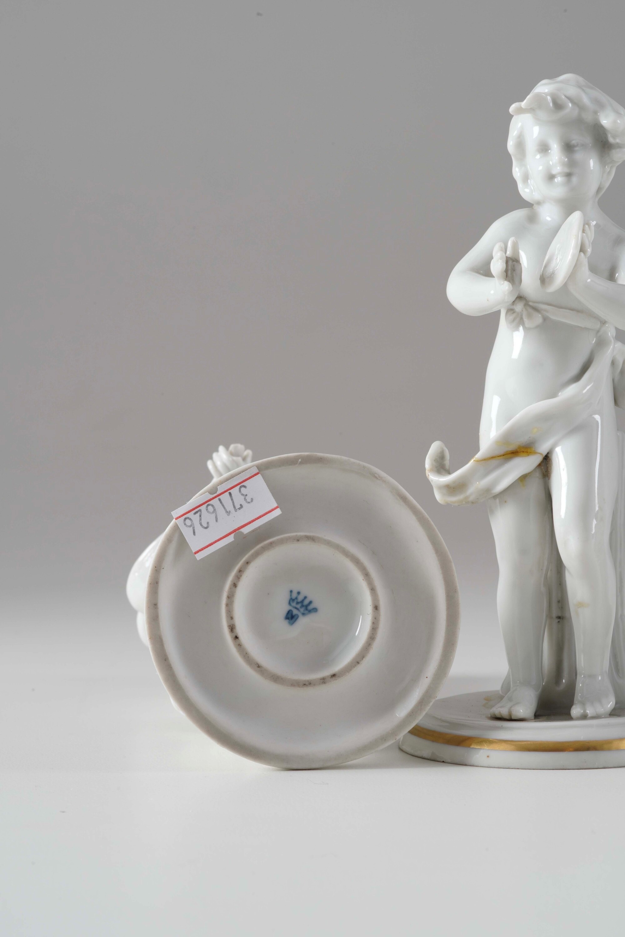 Sei bimbi suonatori, Turingia, porcellana bianca, metà del XX secolo