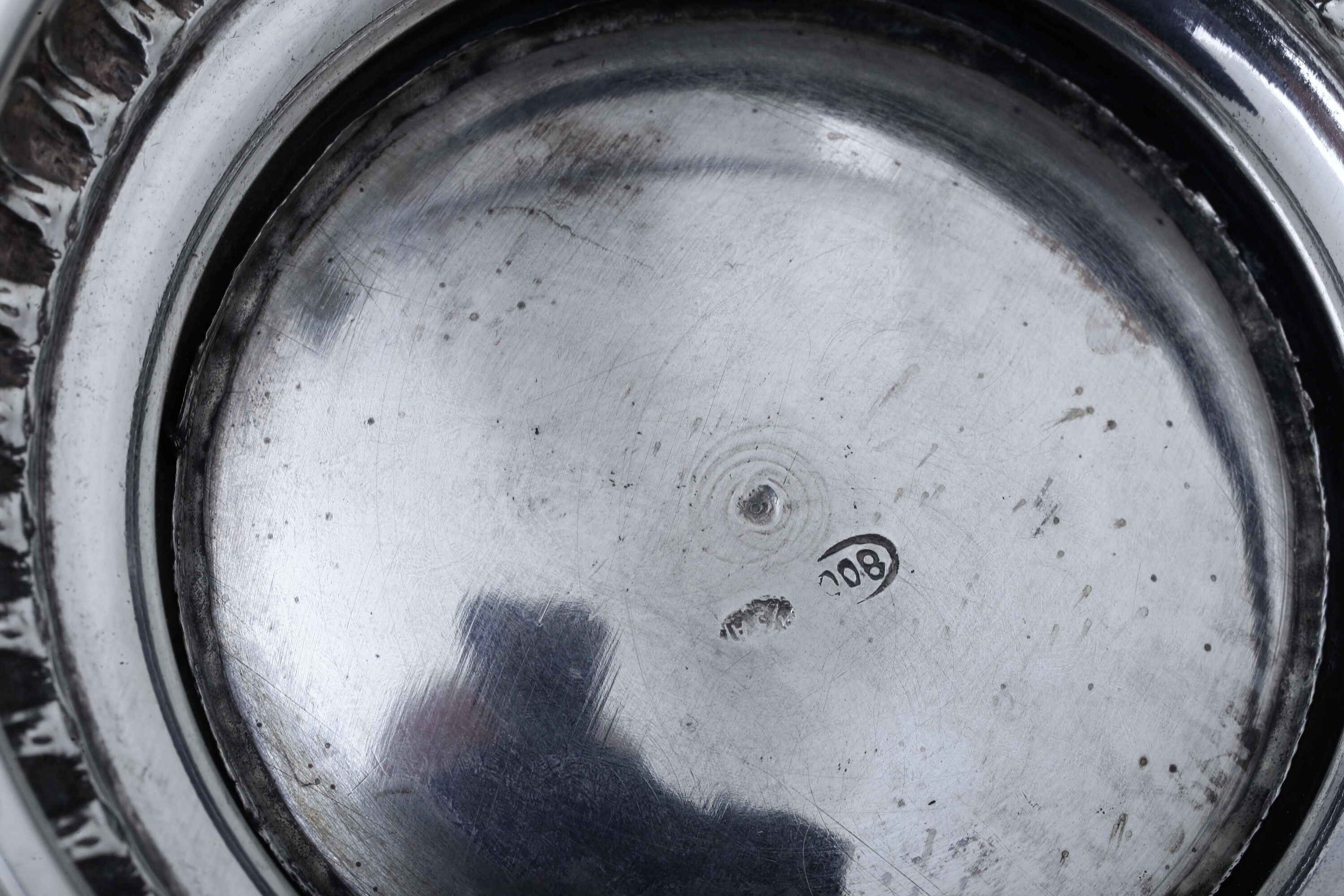 Servizio da tè e caffè, argenteria italiana del XX secolo (argento fuso e sagomato)