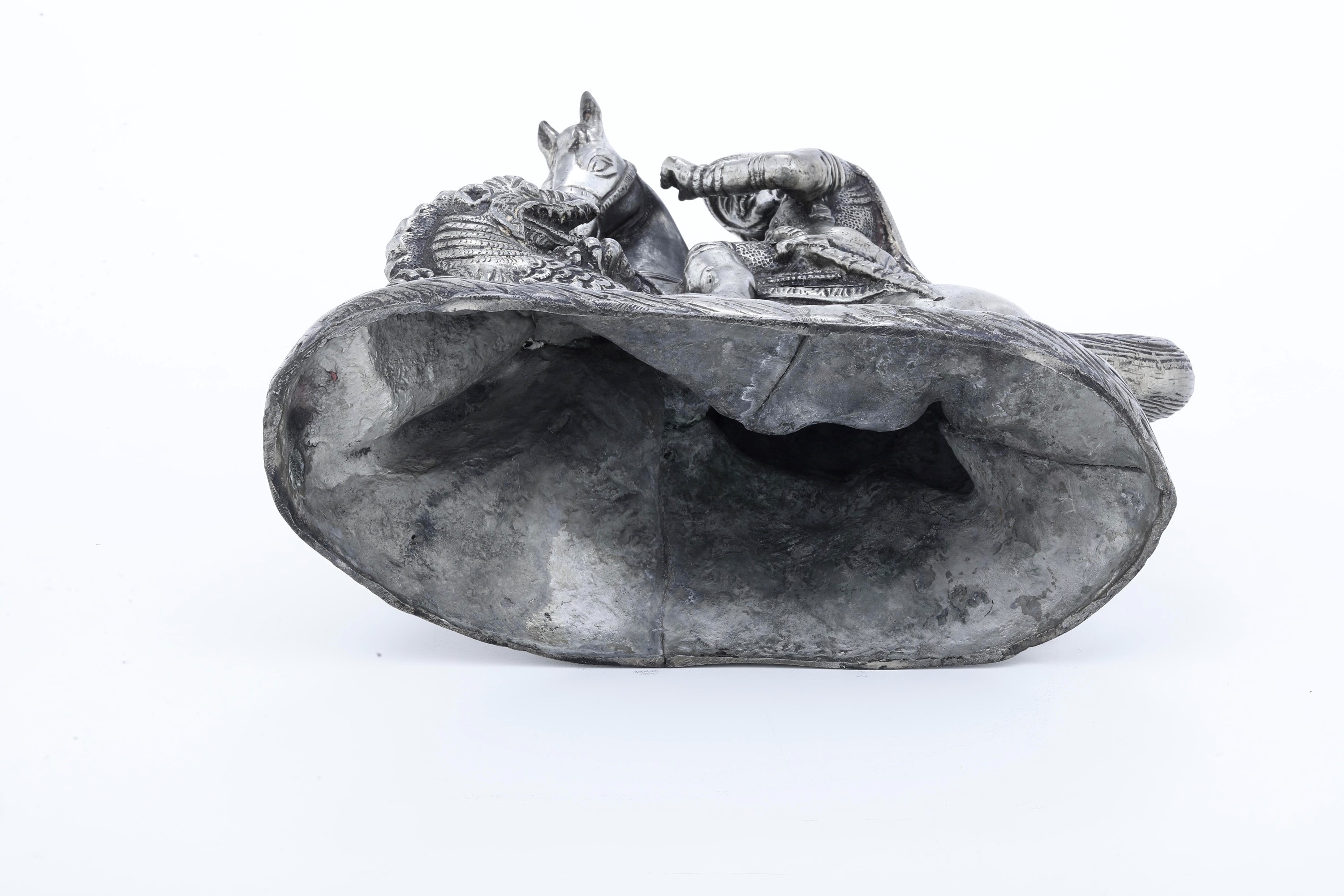Scultore del XX secolo, San Giorgio e il drago in bronzo argentato