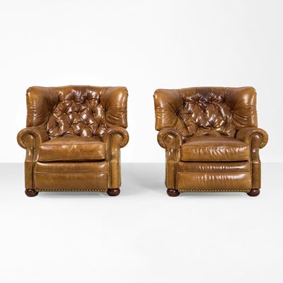 Barcalounger, Coppia di poltrone modello Bergère Chesterfield, XX secolo