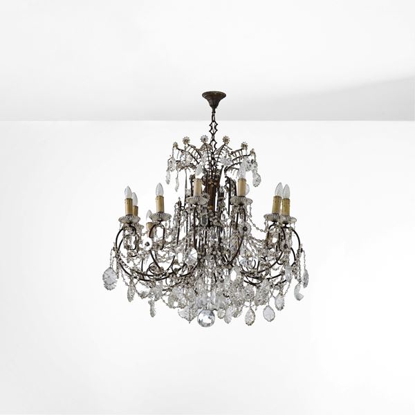 Lampadario a gocce. XX secolo