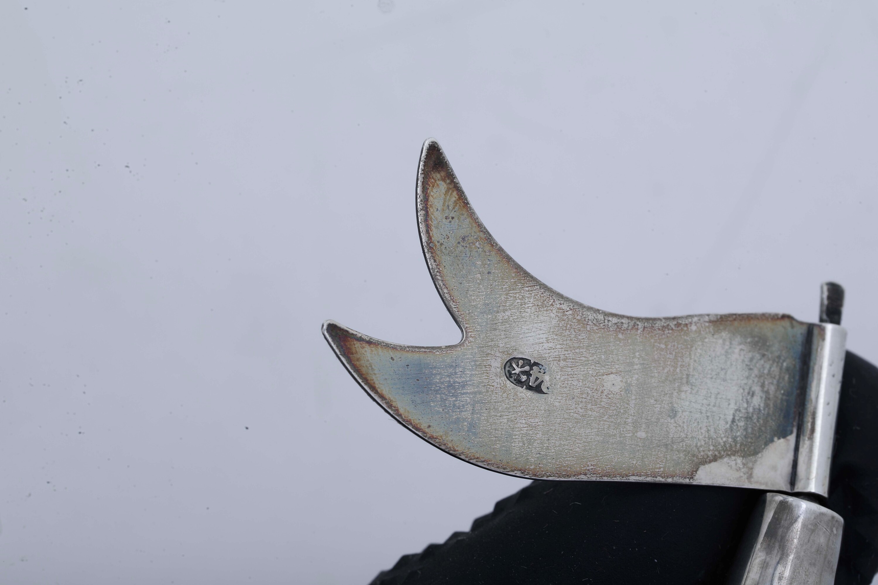 Cinque besamin, Differenti manifatture del XX secolo (Russia?), argento fuso e sagomato