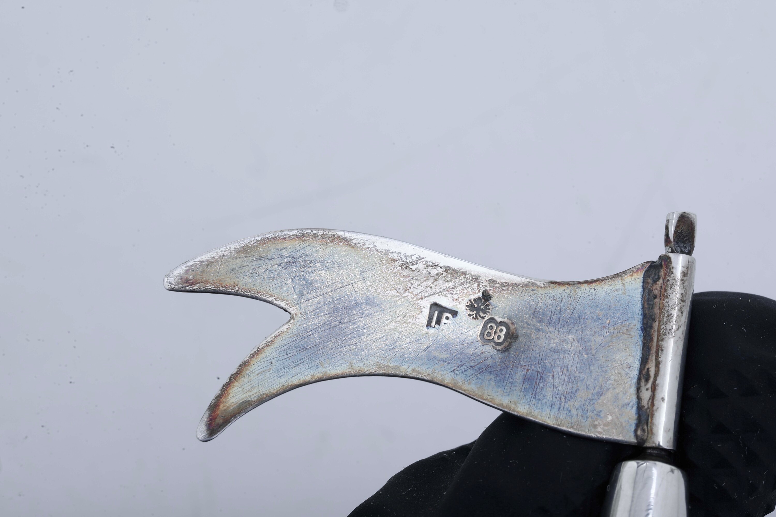 Cinque besamin, Differenti manifatture del XX secolo (Russia?), argento fuso e sagomato