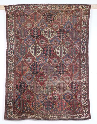 Tappeto Bakhtiary (Baktiary), decorazione a formelle policrome, Persia fine XIX-inizio XX secolo
