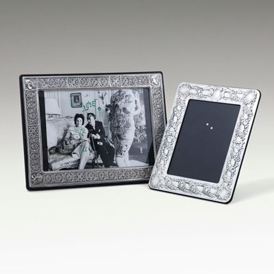 Argenteria italiana del XX secolo, Due cornici portafotografie in argento 925