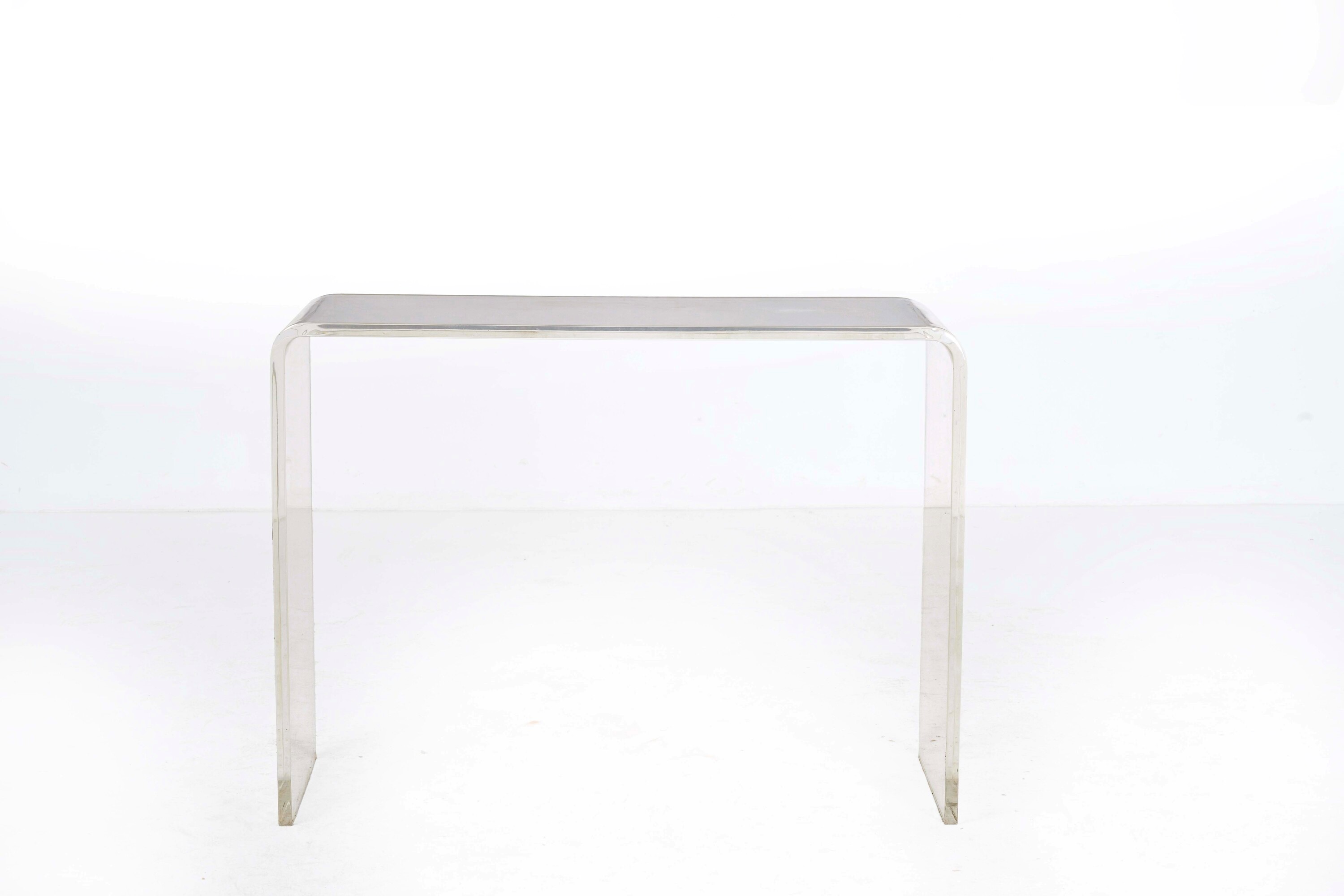 Console in plexiglass, dimensioni 118×39×91 cm