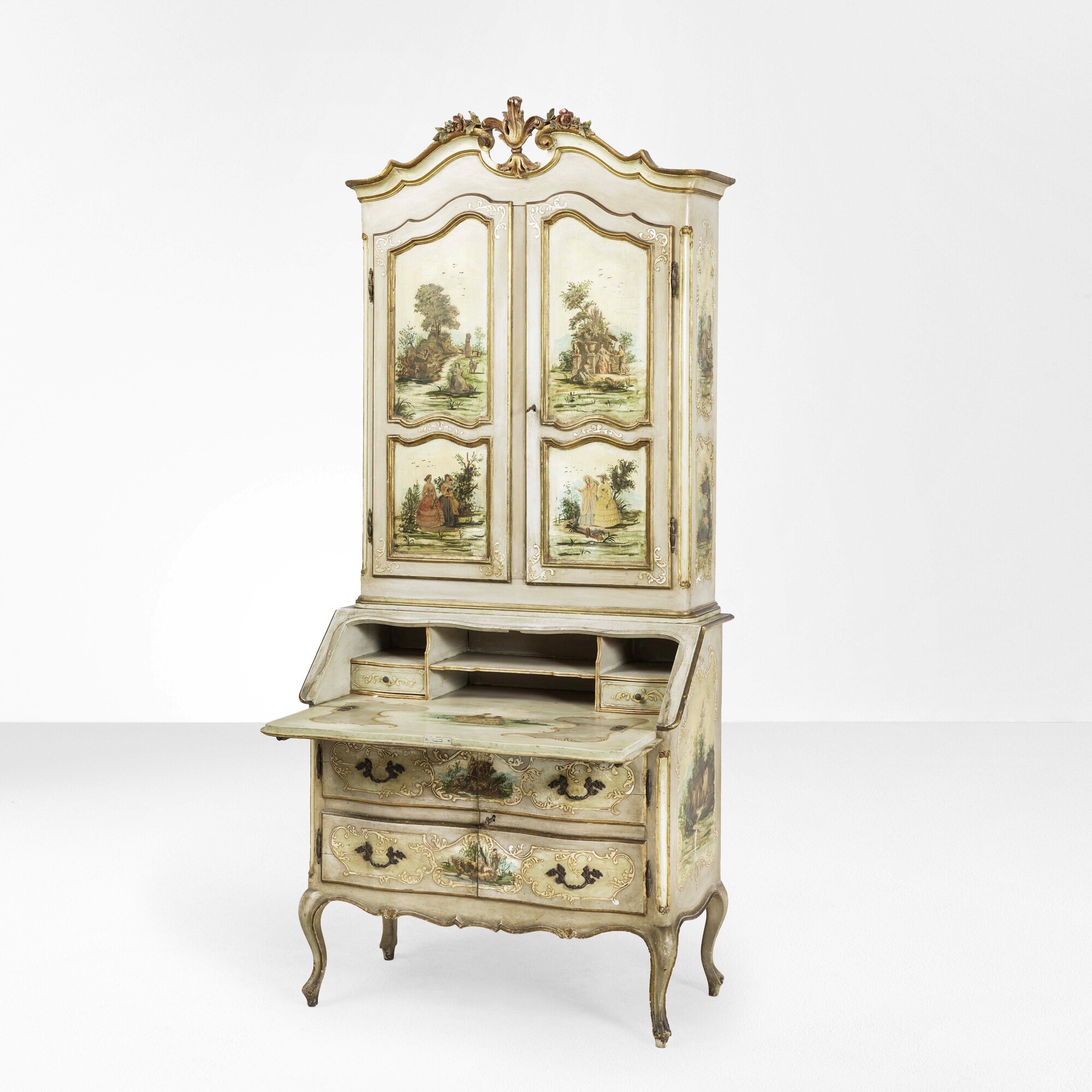 Trumeau di gusto veneziano, legno laccato policromo con decoro a paesaggi e scene di genere
