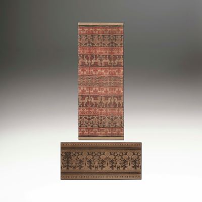 Batik su telaio ligneo, coppia di tessili, Indonesia, XX secolo