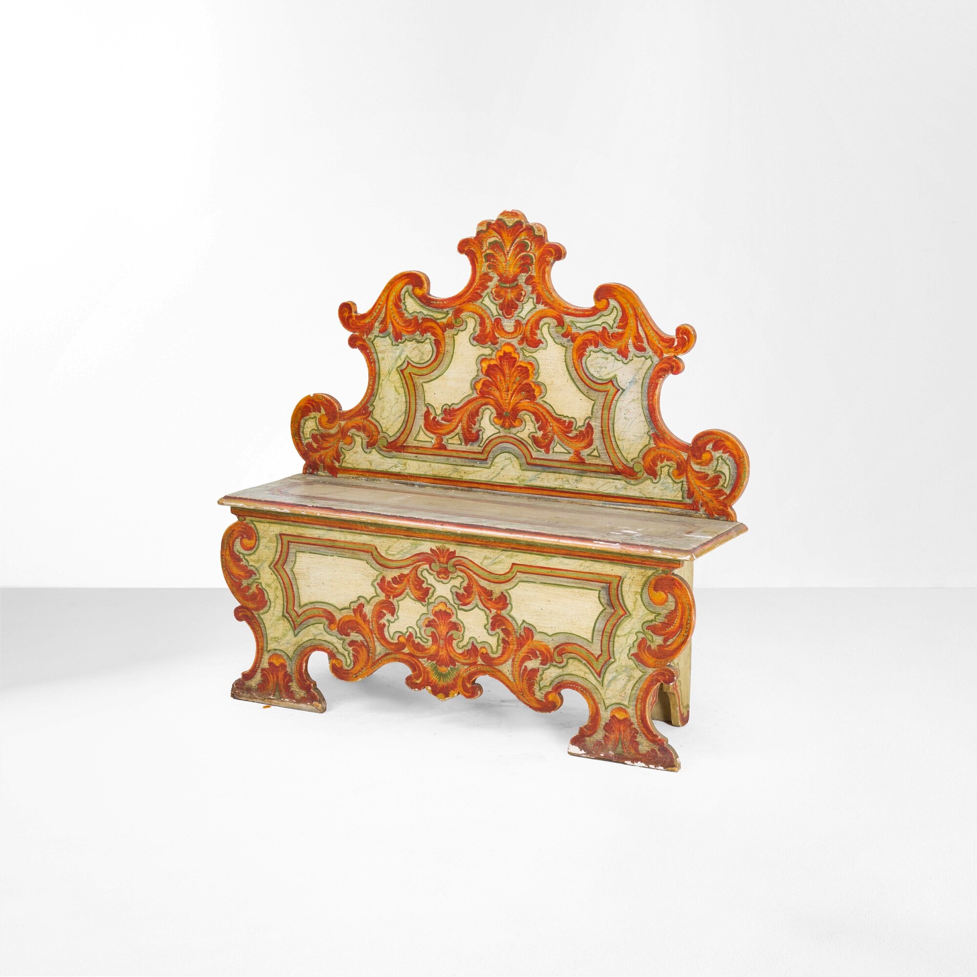 Cassapanca in stile settecento marchigiano, legno laccato con decoro rocaille (XX secolo)