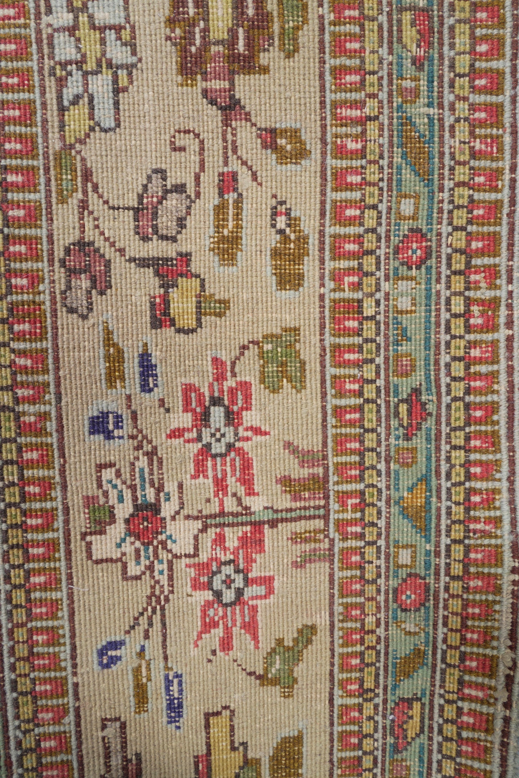 Tappeto persiano, metà XX secolo, cm 183x256
