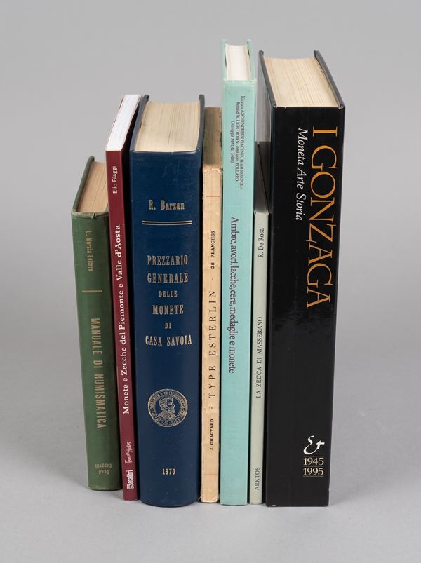ARGOMENTO VARIO. Lotto di sette libri.