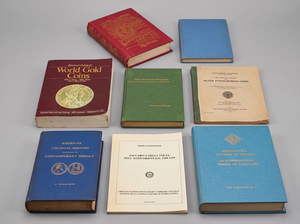 MONDO. Lotto di otto libri.