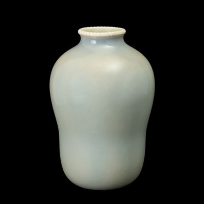 Vaso San Cristoforo (Milano), terraglia a colaggio con smalto grigio