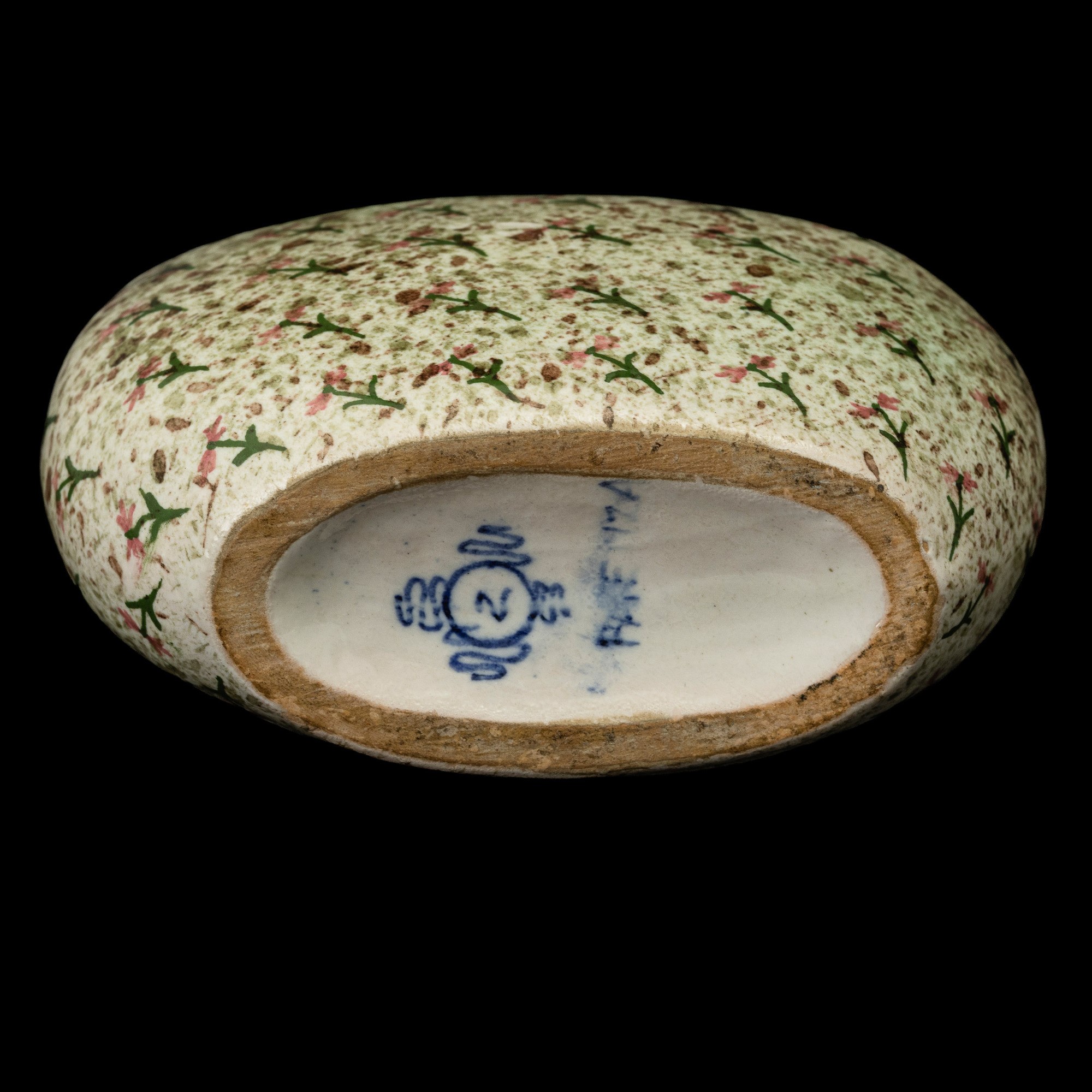 Francesco Nonni - Faenza, scatola bomboniera a forma di damina in maiolica policroma