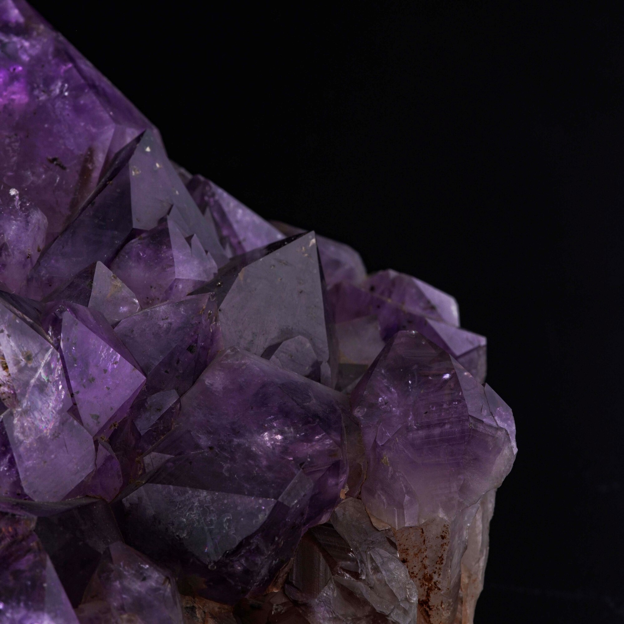 Grande Frammento di Geode di Ametysta