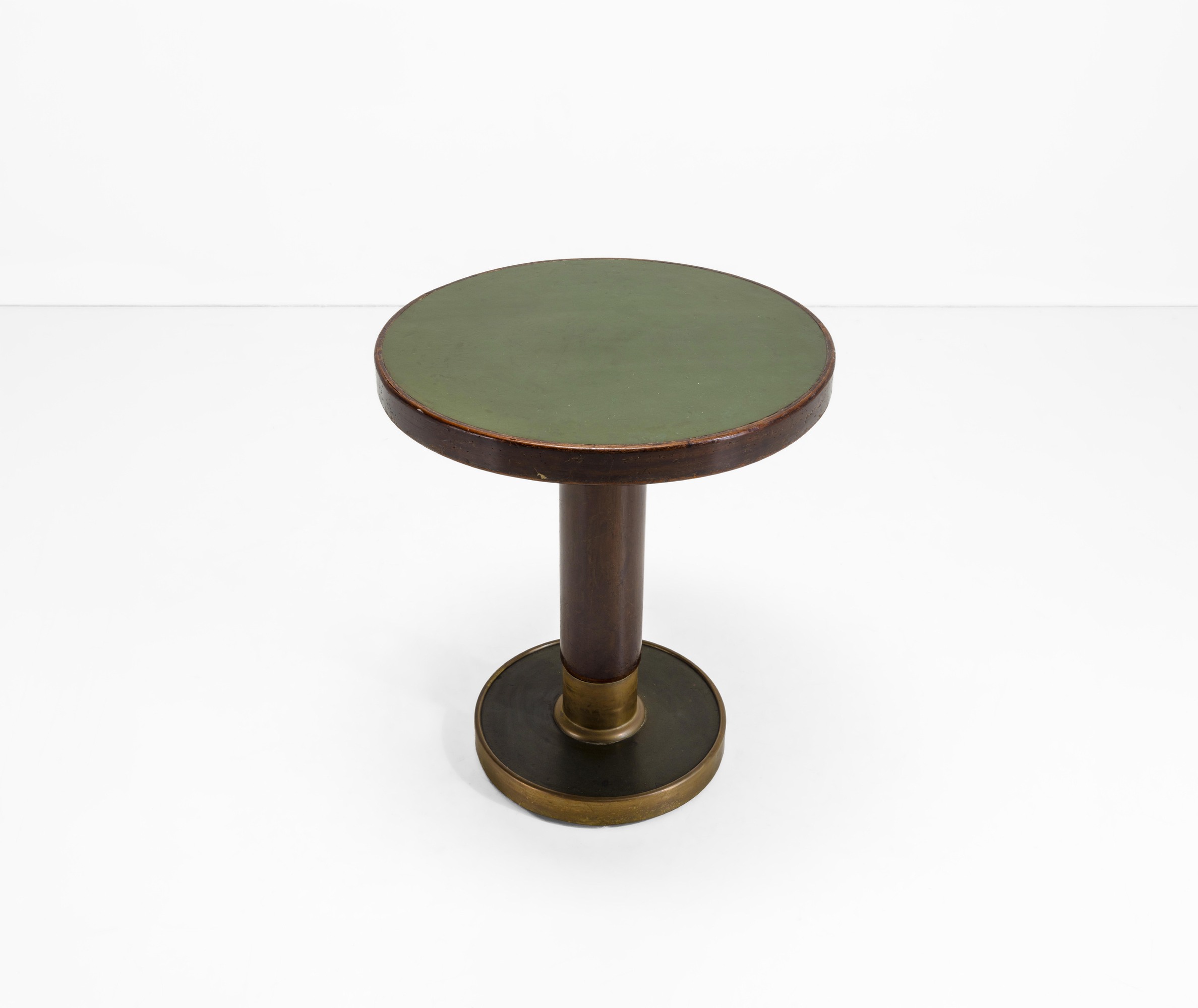 Gio Ponti - Tavolo occasionale con struttura in legno e rivestimenti in linoleum