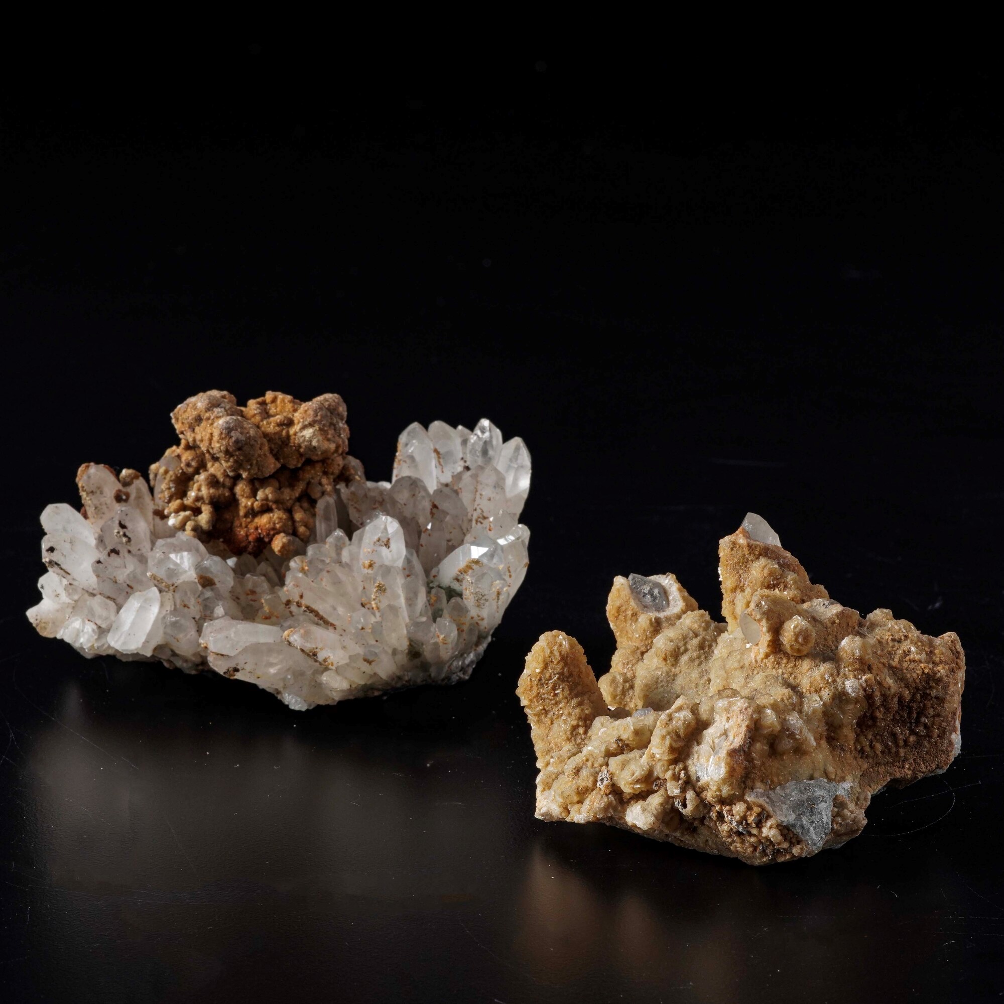 Due Cluster di Cristalli di Quarzo