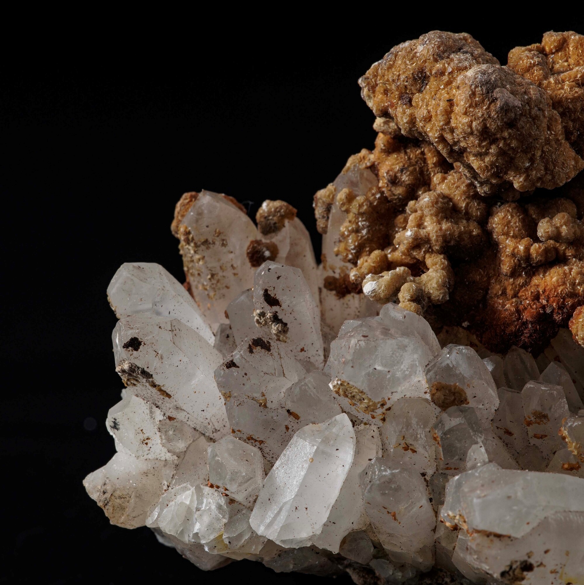 Due Cluster di Cristalli di Quarzo