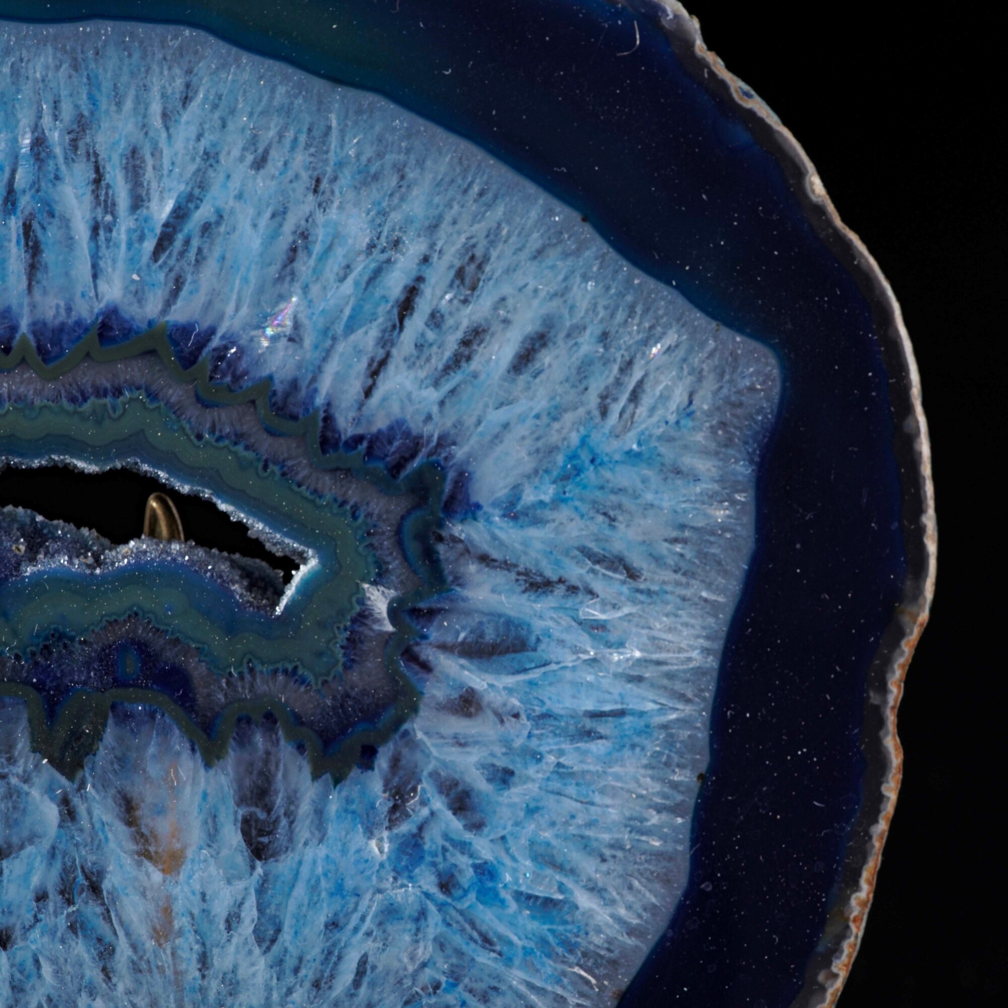 Elegante Sezione di Agata Blu
