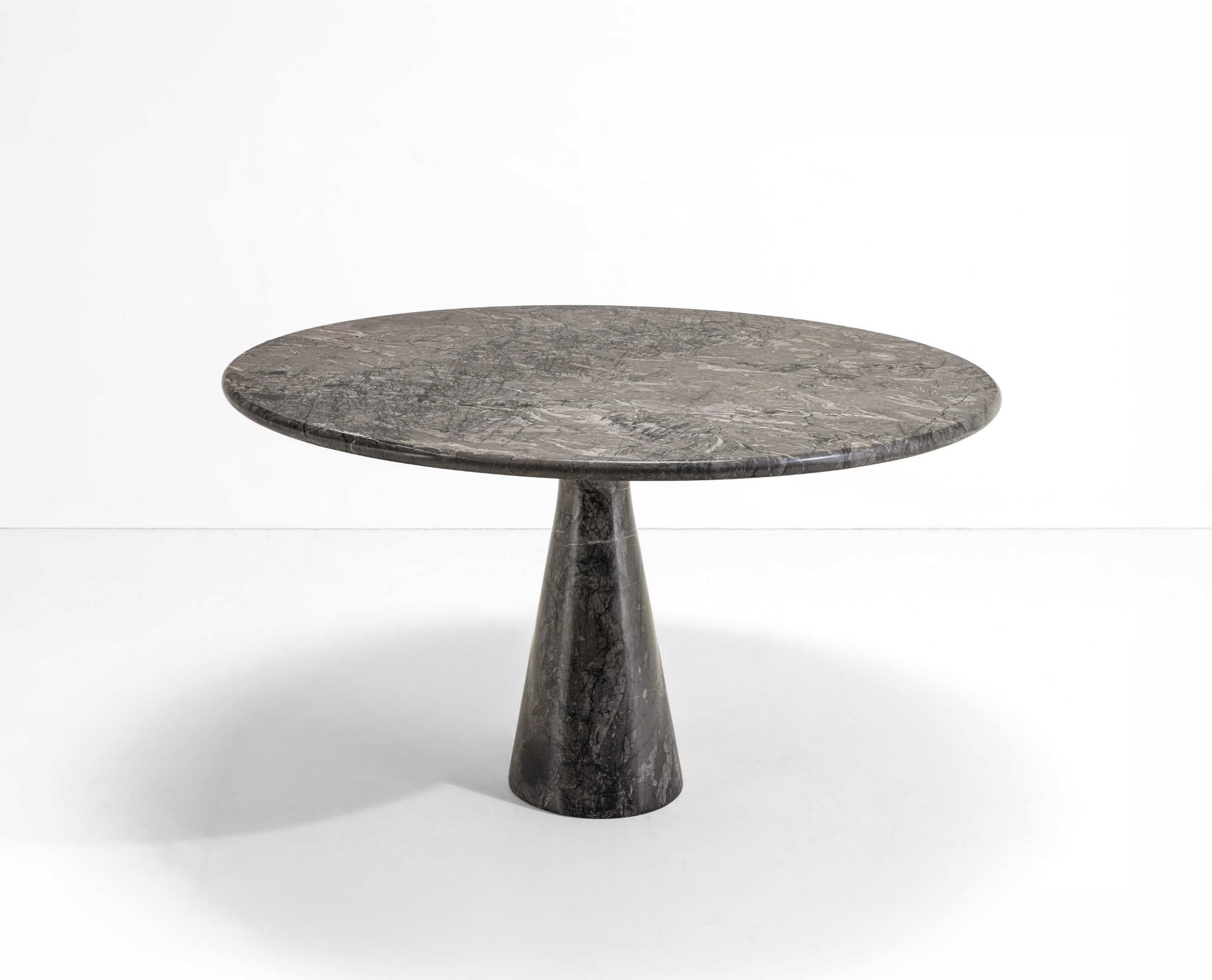 Angelo Mangiarotti - Tavolo mod. M con piano e base in marmo tornito