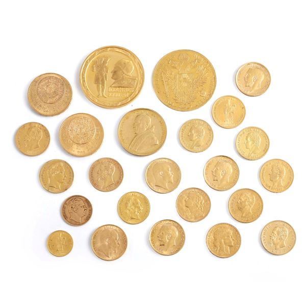 Ventiquattro monete in oro diverse