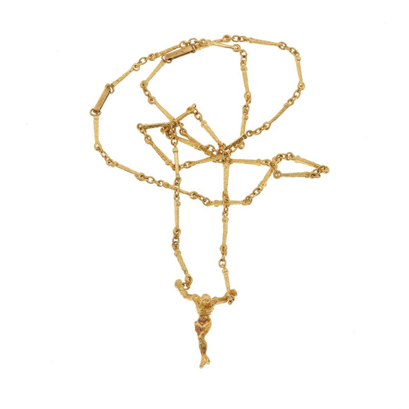 "Christo De San Juan De La Cruz", gold necklace. Signed and numbered Dalì, n. A 105/1000  - Auction Jewellery, silverware, furnishings, and objets d'art. A charitable bequest. - I - Cambi Casa d'Aste