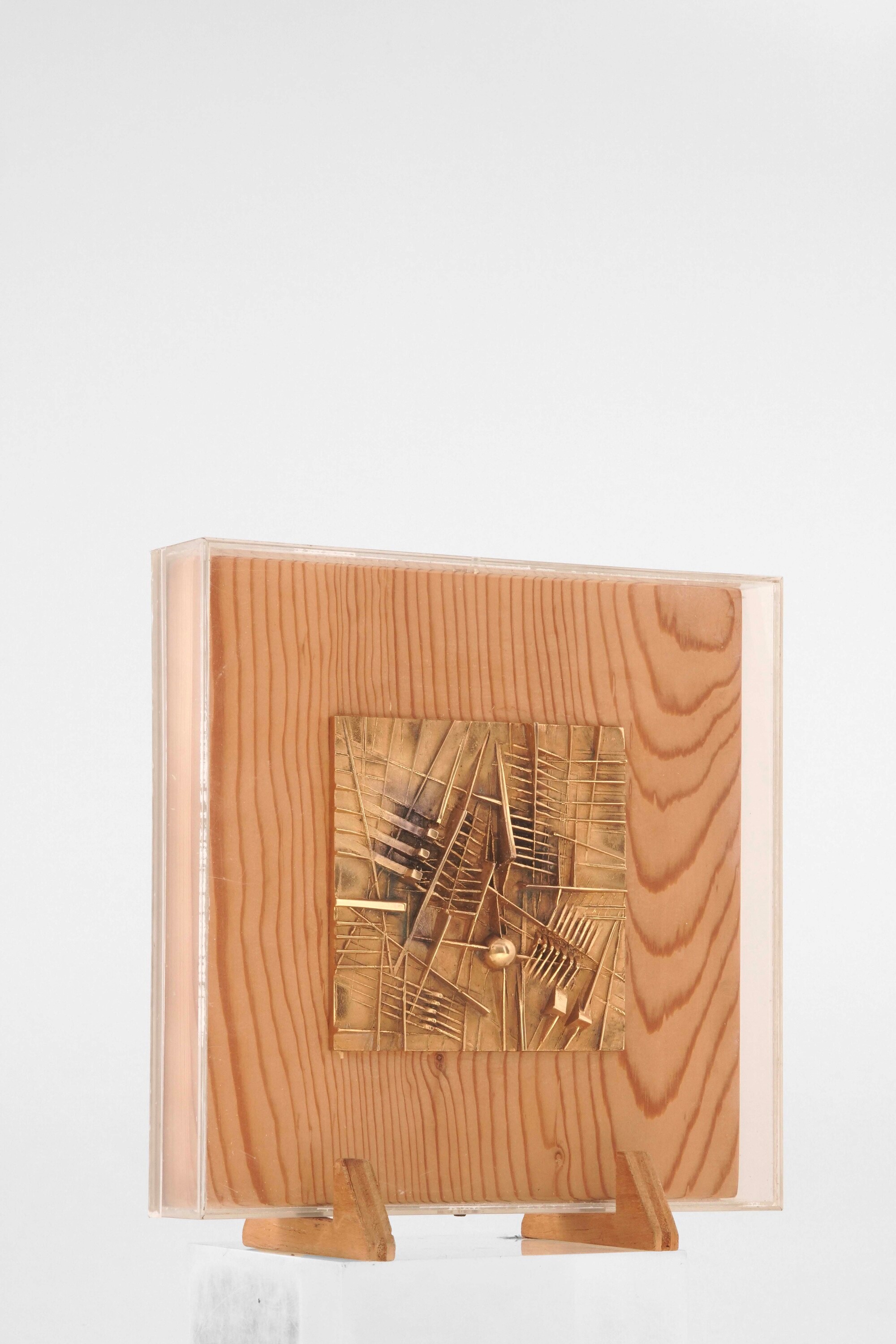 Arnaldo Pomodoro - Bassorilievo in bronzo dorato (fusione a cera persa), 1976