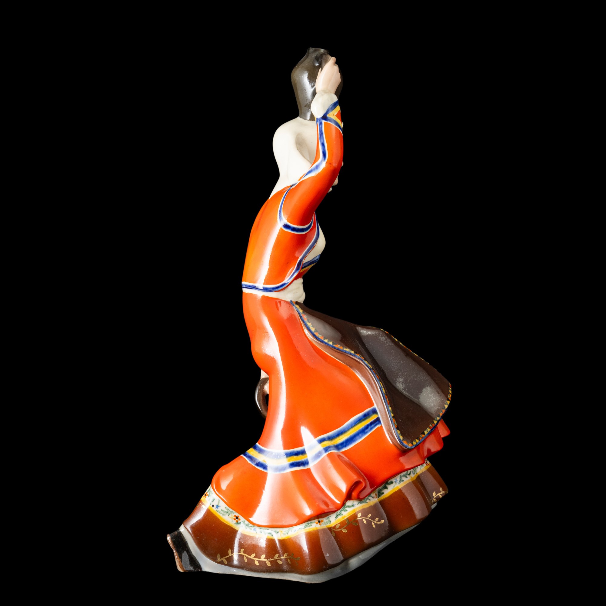 Sandro Vacchetti - Figura di acquaiola sarda, terraglia policroma, Torino, circa 1940