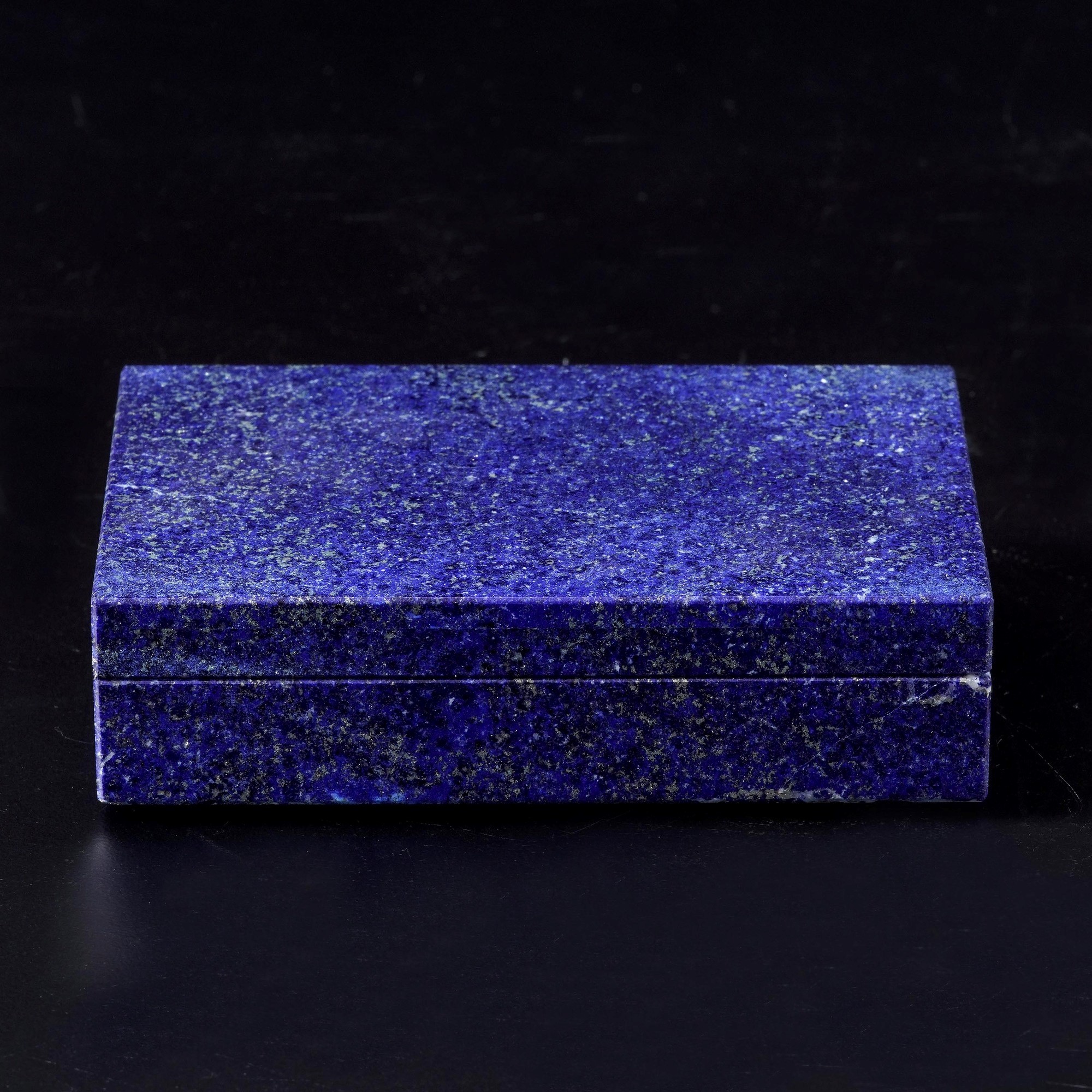 Grande ed Elegante Cofanetto in Lapislazzuli con Pirite, Blu Profondo