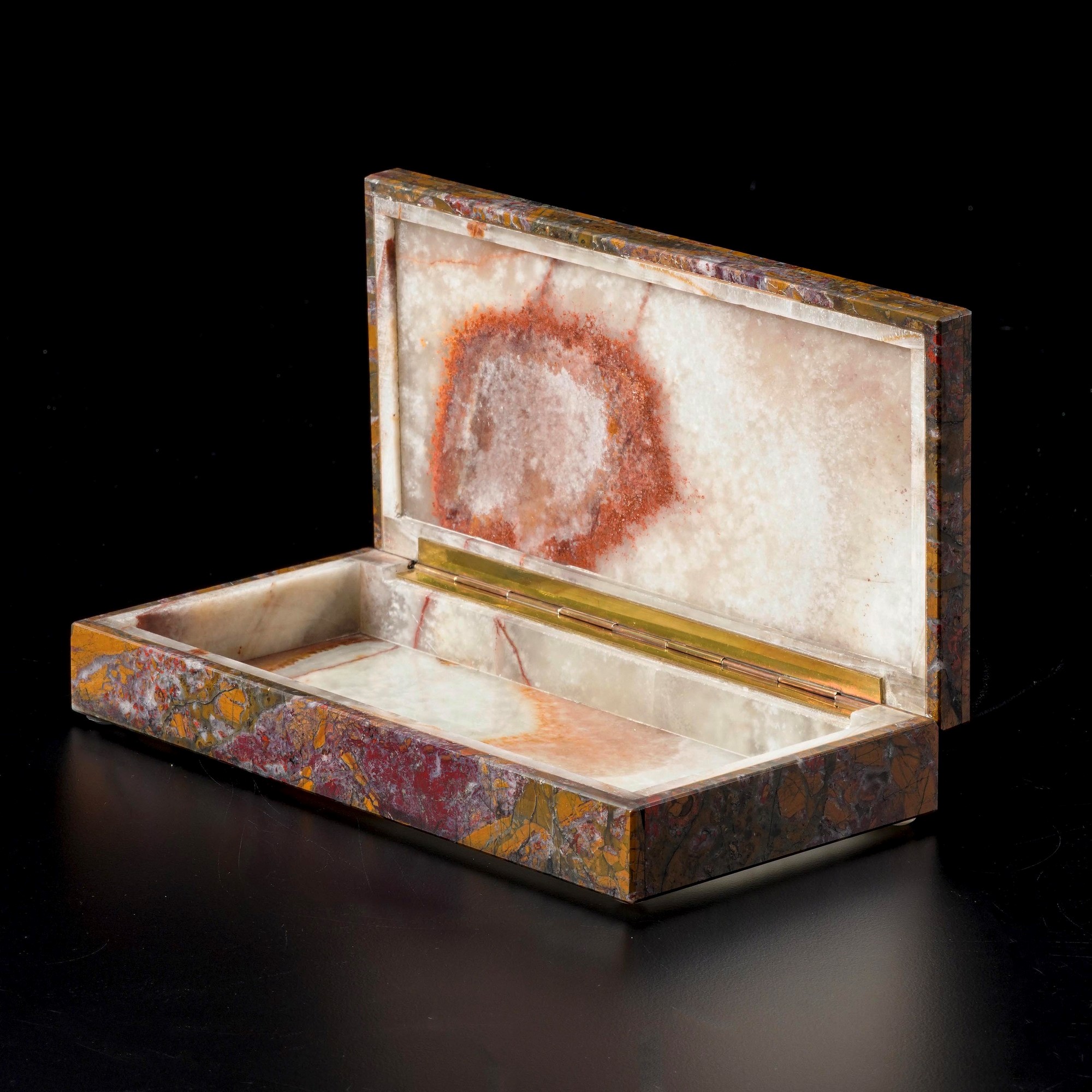 Elegante Cofanetto in Pietersite