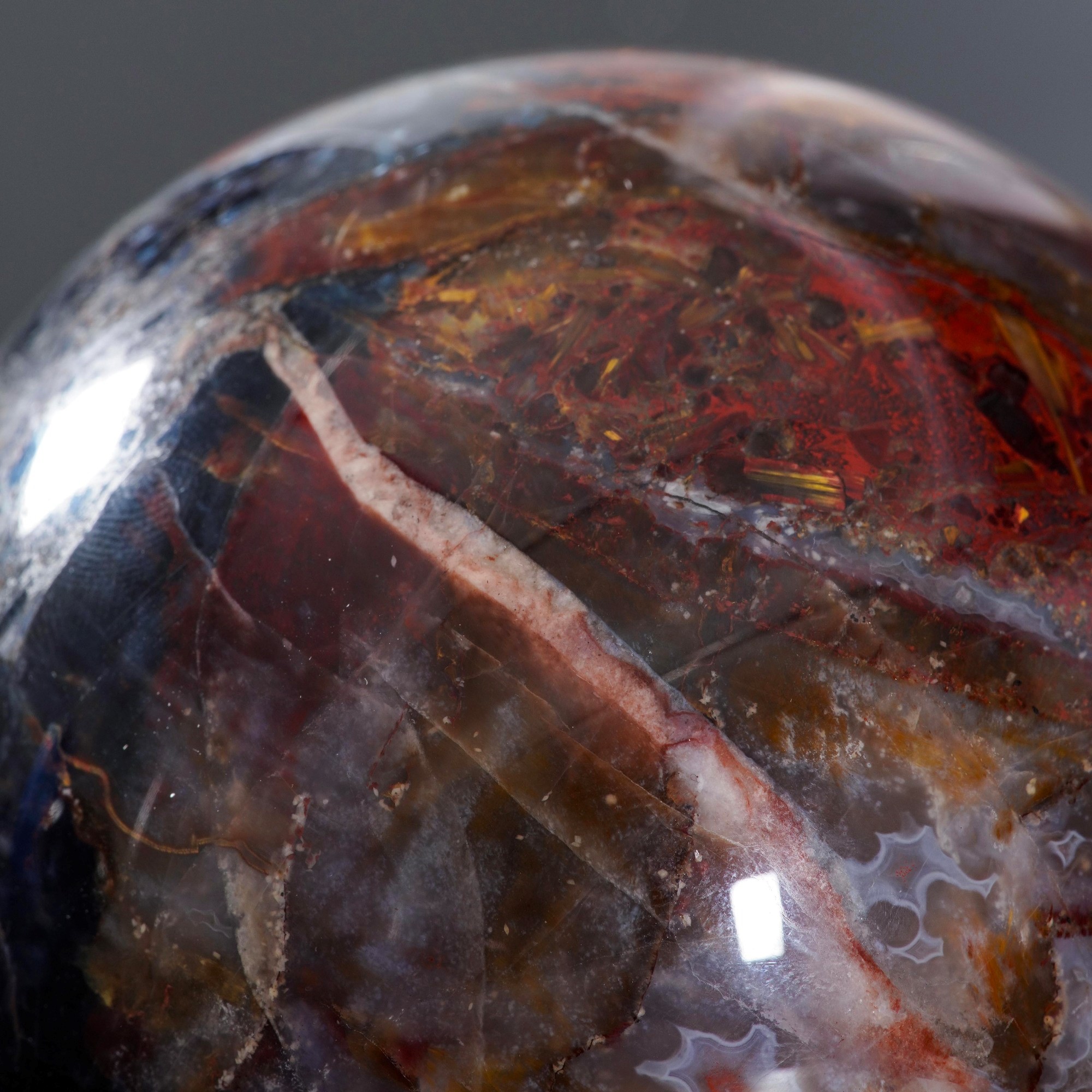 Sfera in Pietersite