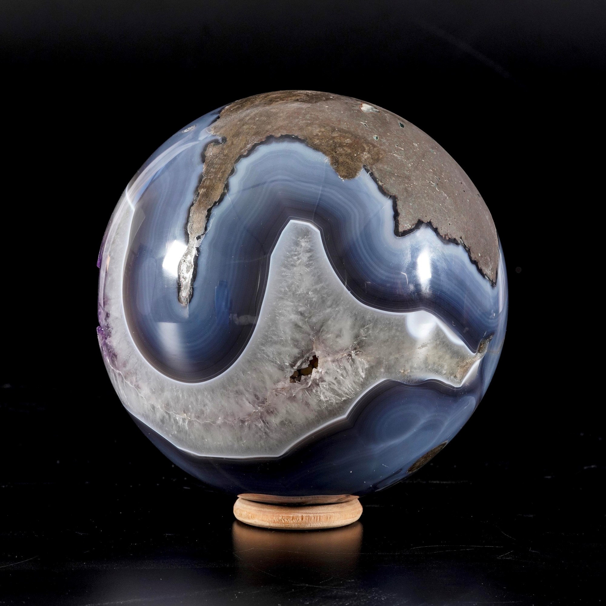 Grande Sfera con Drusa D'ametista