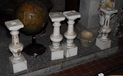 Quattro Colonne a Balaustra in Marmo, XVII Secolo