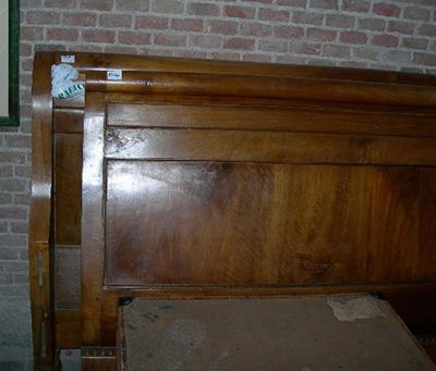 Letto Matrimoniale in Noce, XIX Secolo