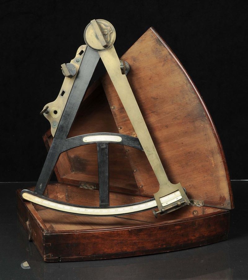 Grande ottante di Hadley firma di difficile lettura e data 17(?)9, Inghilterra XVIII secolo  - Auction Maritime Art and Scientific Instruments - Cambi Casa d'Aste