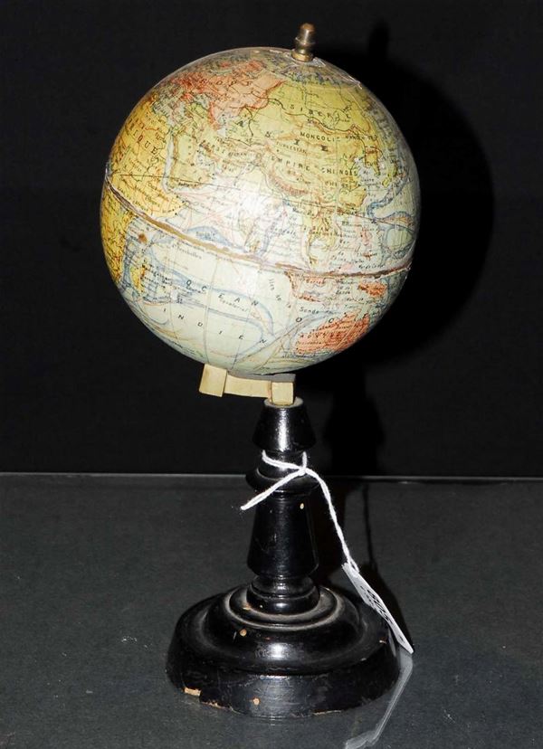 Piccolo modello di globo, inizio XX secolo