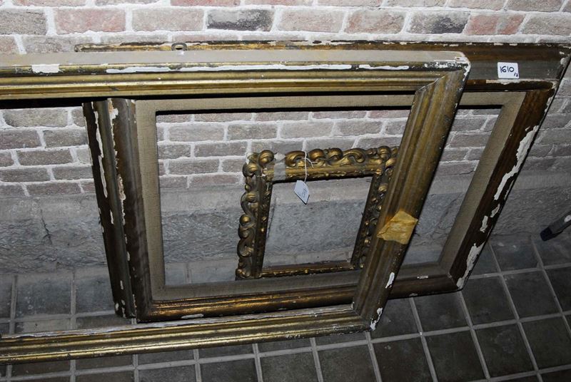 Lotto di tre cornici dorate  - Asta Antiquariato, Argenti e Dipinti Antichi - Cambi Casa d'Aste